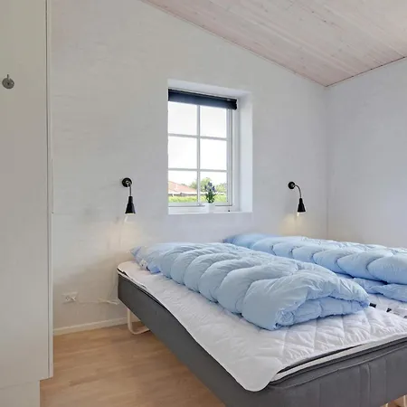 Luxury Retreat With - By Traum